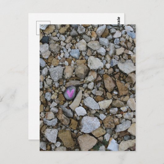 黒い岩に隠れたかわいい紫の小ハート|過去記事 ポストカード (正面/裏面)