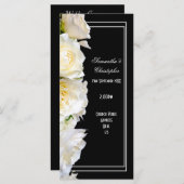 黒い教会の結婚式のプログラムに白いバラ プログラム (正面/裏面)