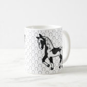 黒い斑点のあるキャラクターの駒歩馬イラスト コーヒーマグカップ (正面右)