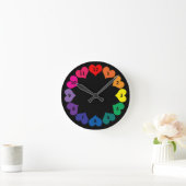 黒い時計の虹の色のハートと数字 ラウンド壁時計 (ホーム)