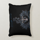 黒い月の社会のドラゴンの枕 アクセントクッション (正面(垂直))