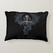 黒い月の社会のドラゴンの枕 アクセントクッション (裏面)
