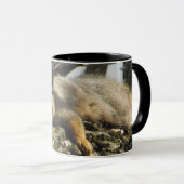 黒い柄の可愛いリスのコーヒーマグ マグカップ (正面右)