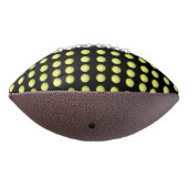 黒い模様の黄色いゴルフボール アメリカンフットボール (回転270)