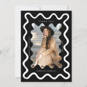 黒い波状フレーム卒業ありがとう 案内状 (正面)