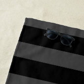 黒い灰色のストライプの素朴なシカの(雄ジカの)枝角のモノグラム ビーチタオル (インサイチュ)