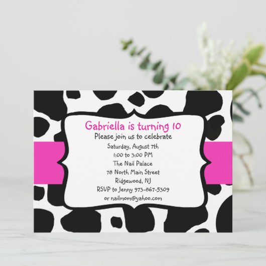 黒い牛プリント及びショッキングピンクのリボンの招待状 招待状 (スタンド正面)