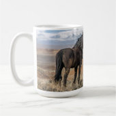 「黒い牡牛馬」マグカップ コーヒーマグカップ (左)