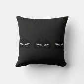 黒い猫 クッション (裏面)