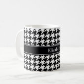 黒い白い黒千鳥格子のの名前モノグラム コーヒーマグカップ (正面左)