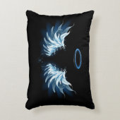 黒い白熱［赤熱］光を放つ背景の青いエンジェルウィングス アクセントクッション (正面(垂直))