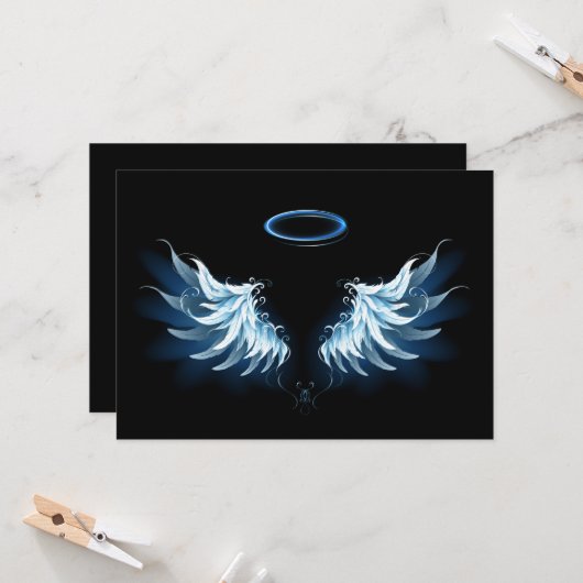 黒い白熱［赤熱］光を放つ背景の青いエンジェルウィングス カード (正面/裏面インサイチュ)