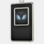 黒い白熱［赤熱］光を放つ背景の青いエンジェルウィングス シルバープレートフレームオーナメント (左)