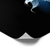 黒い白熱［赤熱］光を放つ背景の青いエンジェルウィングス ポスター (角)