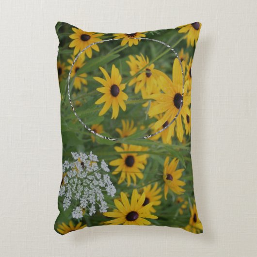 黒い目のスーザンフィールドフレームあなたの写真を追加 アクセントクッション (正面(垂直))