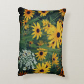 黒い目のスーザンフィールド花 アクセントクッション (裏面(縦))