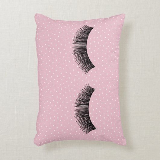 黒い睫毛を水玉模様 アクセントクッション (正面(垂直))