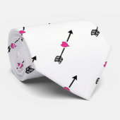 黒い矢印(明るい赤紫色ハートネックタイ付) ネクタイ (ロール)