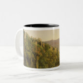 黒い石Eの方に見ているマトロックDaleの眺め ツートーンマグカップ (正面左)