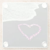 黒い砂のビーチのハート形のレイ ガラスコースター (裏面)