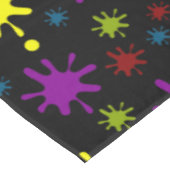 黒い絵を描背景の（ばちゃばちゃ）跳ねる テーブルクロス (アングル)