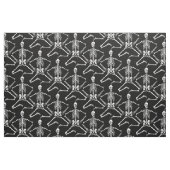 黒い背景で踊る白い骨組 ファブリック (ファットクウォーター)