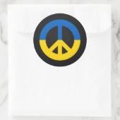 黒い背景にウクライナの平和サイン ラウンドシール (バッグ)