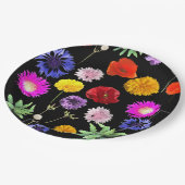 黒い背景にカラフルの夏の花 ペーパープレート (アングル)