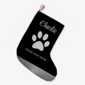 黒い背景にシルバードッグポー スモールクリスマスストッキング (正面 (吊り時))
