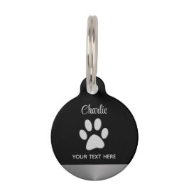 黒い背景にシルバードッグポー ペット ネームタグ
