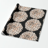 黒い背景にピンクのダーリア ラッピングペーパー (アンロールド)