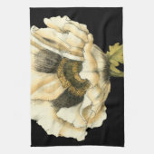 黒い背景にポピーのクリーム色の花 キッチンタオル (縦)