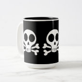 黒い背景に不気味なスカル ツートーンマグカップ (正面左)