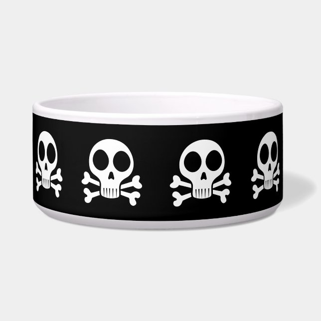 黒い背景に不気味なスカル ボウル (正面)
