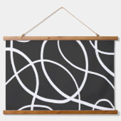 黒い背景に対する白いループ 吊り下げ型タペストリー (正面)