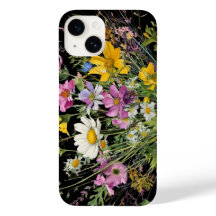 黒い背景に水色の野花の花束