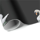 黒い背景に白い白鳥 ラッピングペーパー (ロールコーナー)