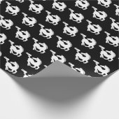 黒い背景に白い馬を駆ける ラッピングペーパー (角)