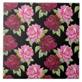 黒い背景に美しい赤いピンクのバラ タイル (正面)