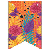 黒い背景に色とりどりの花と葉 バンティングフラッグ (第1の旗)