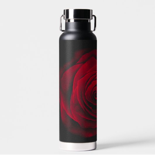 黒い背景に赤いバラのヴィンテージ効果 ウォーターボトル (正面)