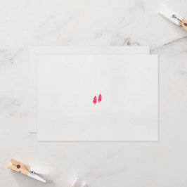 黒い背景に離れある赤い一組 招待状