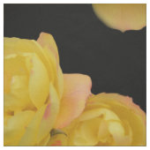 黒い背景に黄色のバラ、綿素材 ファブリック (見本)