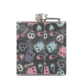 黒い背景のスカルおよびハート フラスク (裏面)