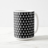 黒い背景のスケルトンの頭蓋骨 コーヒーマグカップ (正面右)