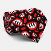 黒い背景のピアノスマイルパターン ネクタイ (ロール)