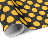 黒い背景の上に黄色の水玉模様 ラッピングペーパー (ロールコーナー)