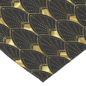 黒い背景の光沢のある金ゴールドアールデコパターン ショートテーブルランナー (コーナー)