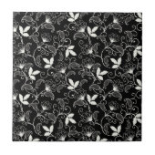 黒い背景の白い抽象芸術フローラ タイル (正面)