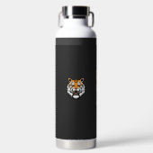 黒い背景の虎の顔のクローズアップ ウォーターボトル (正面)